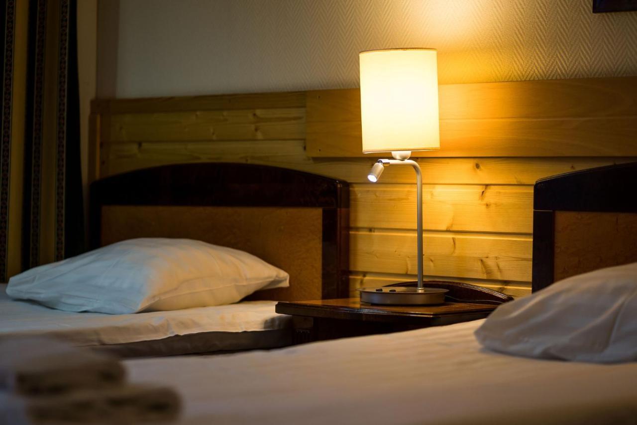 Budget Hotel Раахе Экстерьер фото